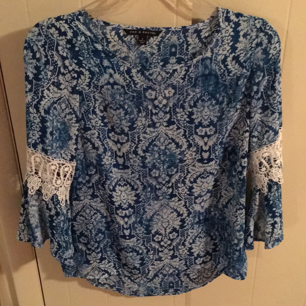 Blue top